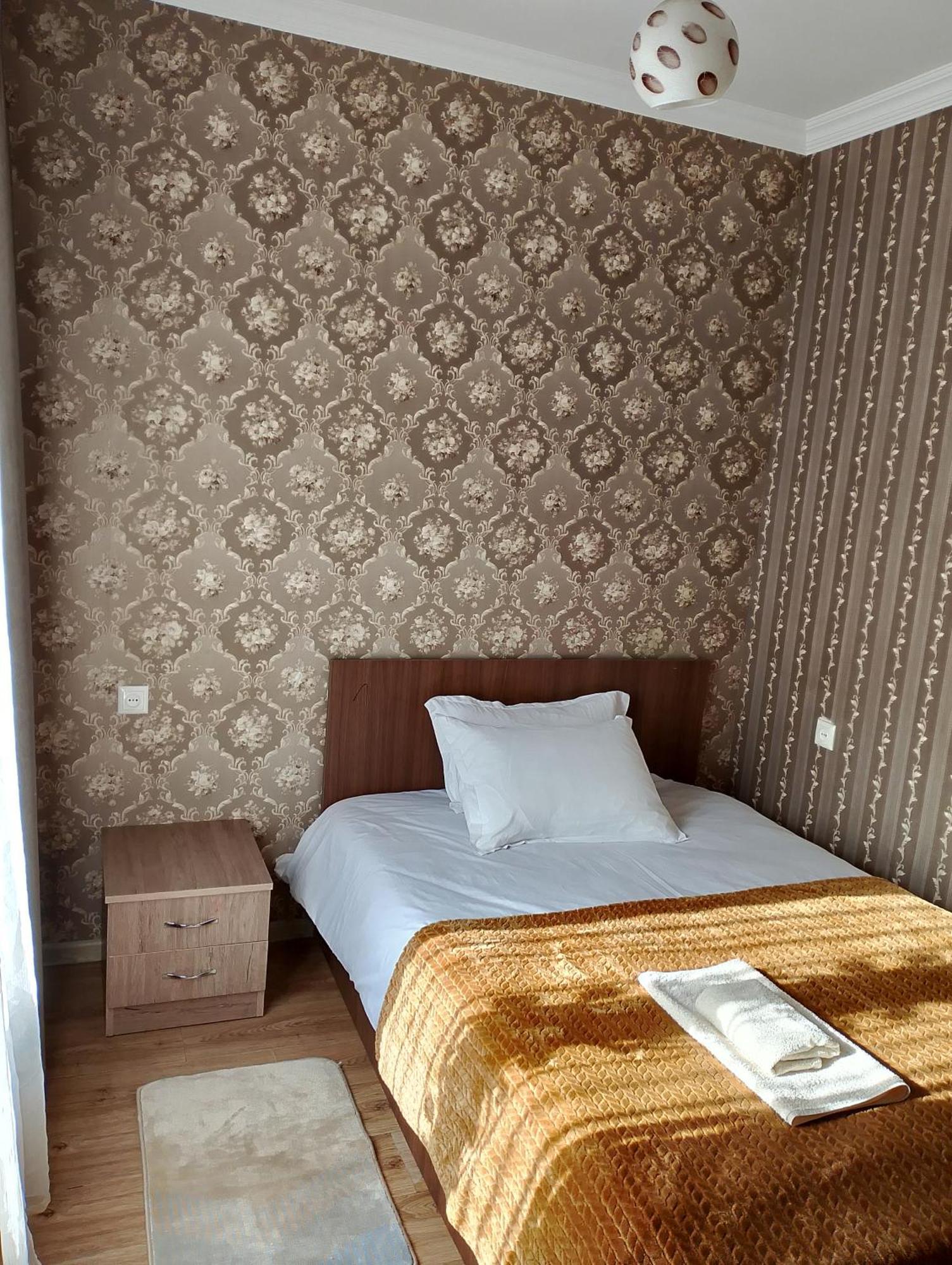 Guest House on V. Pshavela 50 Kazbegi Extérieur photo